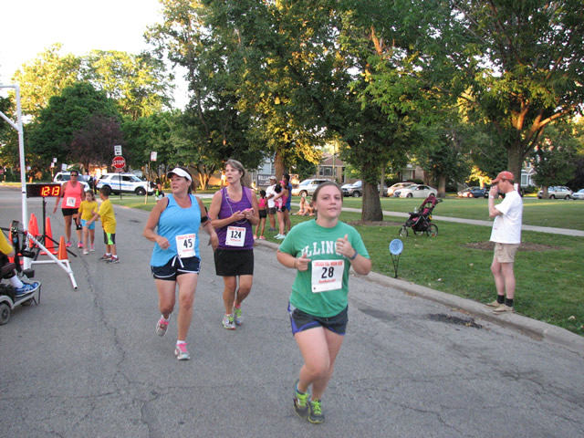 Race Action Near the Finish Area : Wednesday July 29th