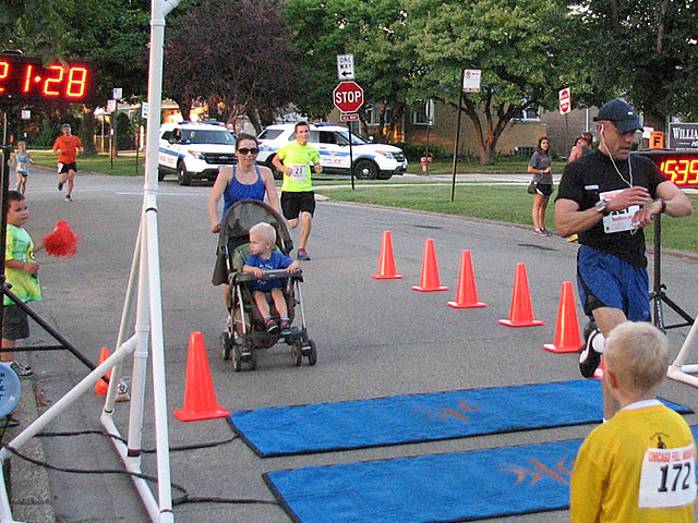 Race Action Near the Finish Area : Wednesday July 29th