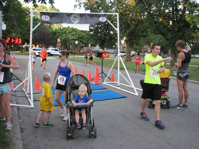 Race Action Near the Finish Area : Wednesday July 29th