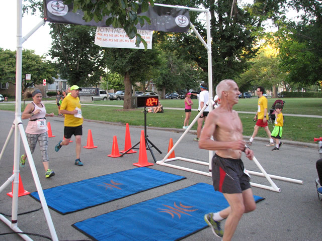 Race Action Near the Finish Area : Wednesday July 29th