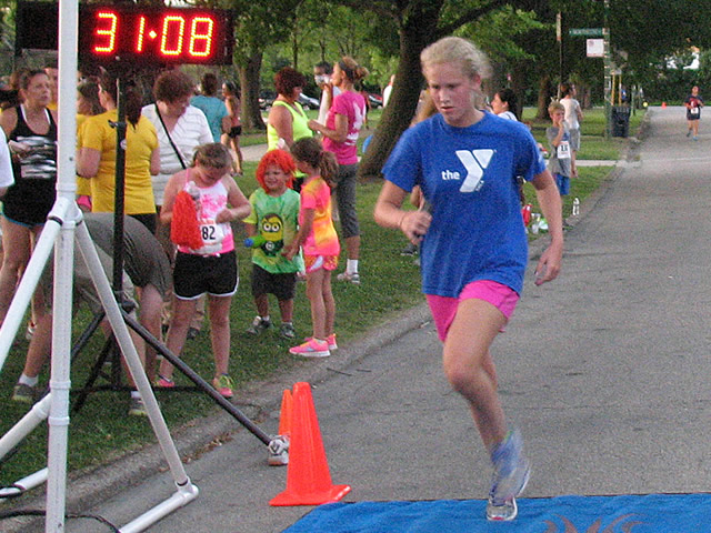 Race Action Near the Finish Area : Wednesday July 29th