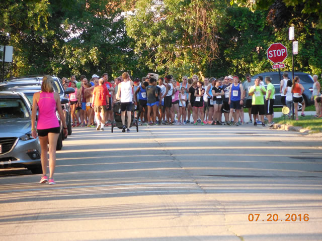 Starting line of the 5-Km featured event!