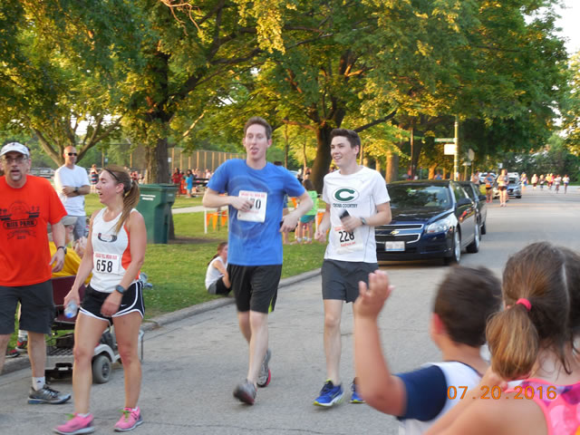 Race action from the roads of Norwood Park