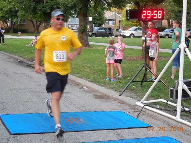 Race action from the roads of Norwood Park