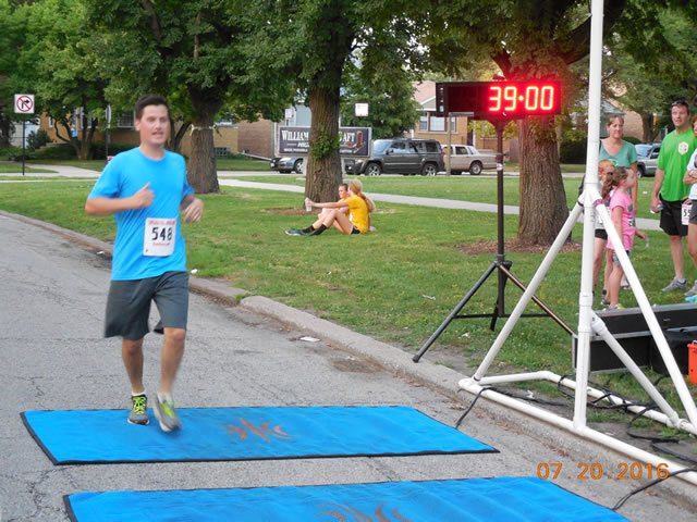 Race action from the roads of Norwood Park