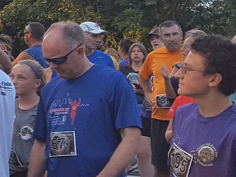 5-Km Runners Assemble at Start Line