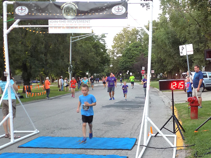 Chicago Full Moon Run Action at the Finish Line
