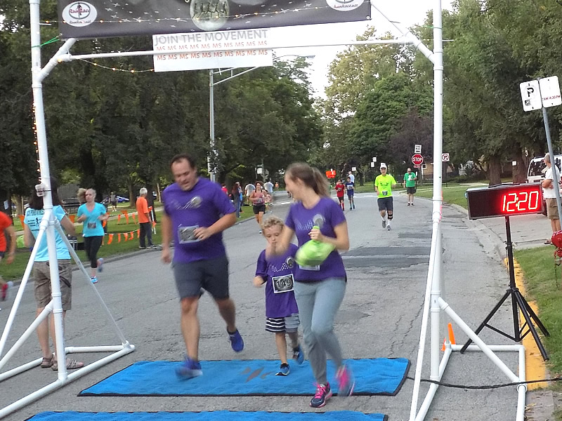 Chicago Full Moon Run Action at the Finish Line