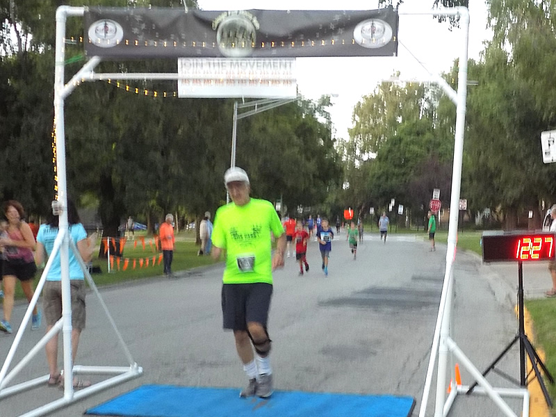 Chicago Full Moon Run Action at the Finish Line