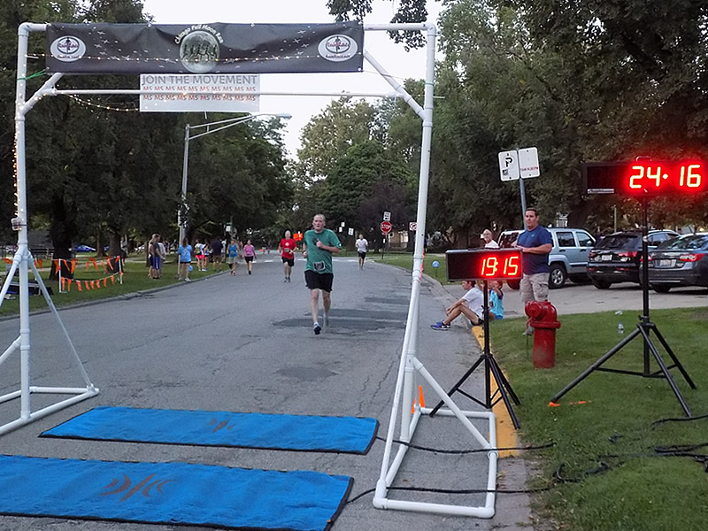 Chicago Full Moon Run Action at the Finish Line