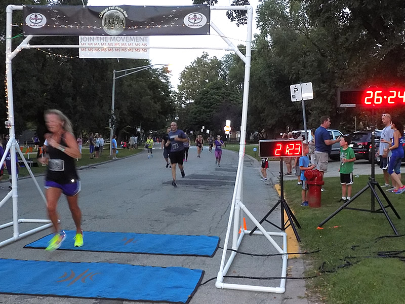 Chicago Full Moon Run Action at the Finish Line