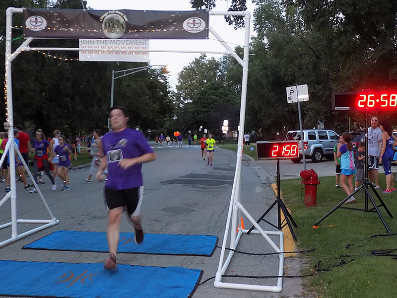 Chicago Full Moon Run Action at the Finish Line