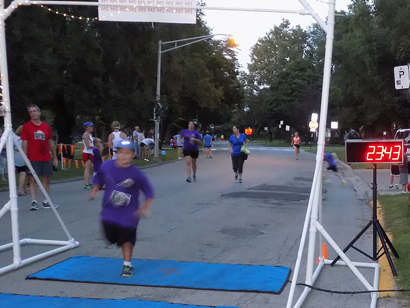 Chicago Full Moon Run Action at the Finish Line