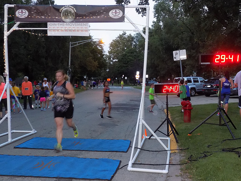 Chicago Full Moon Run Action at the Finish Line