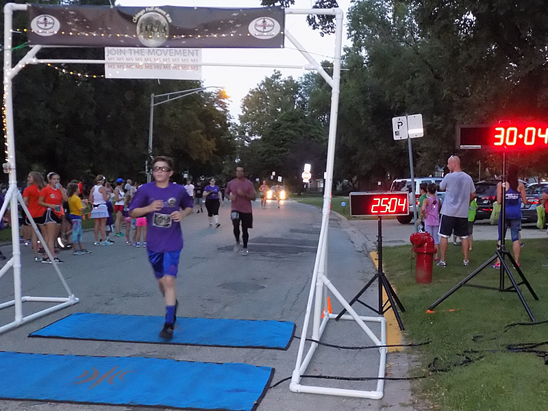 Chicago Full Moon Run Action at the Finish Line