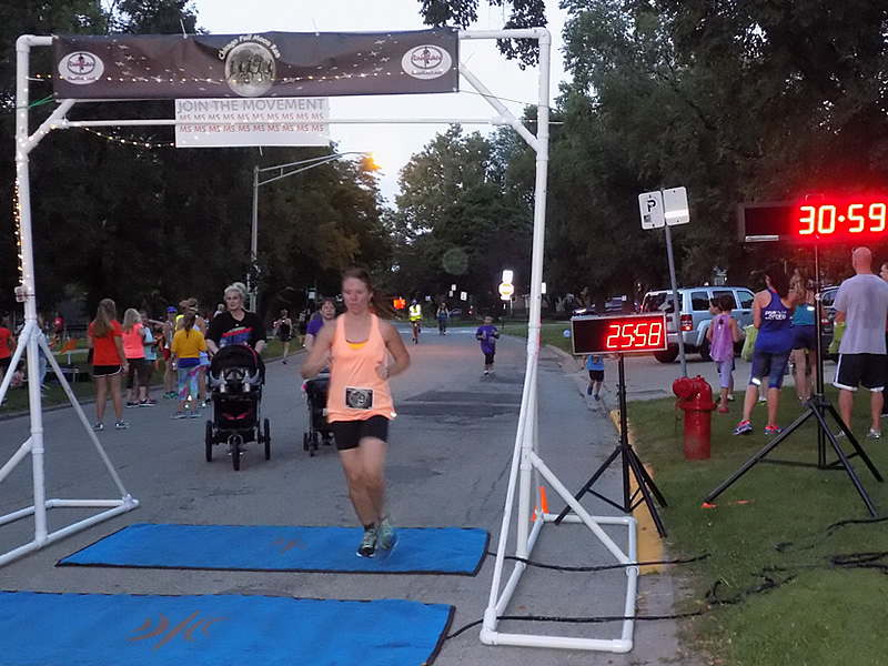 Chicago Full Moon Run Action at the Finish Line