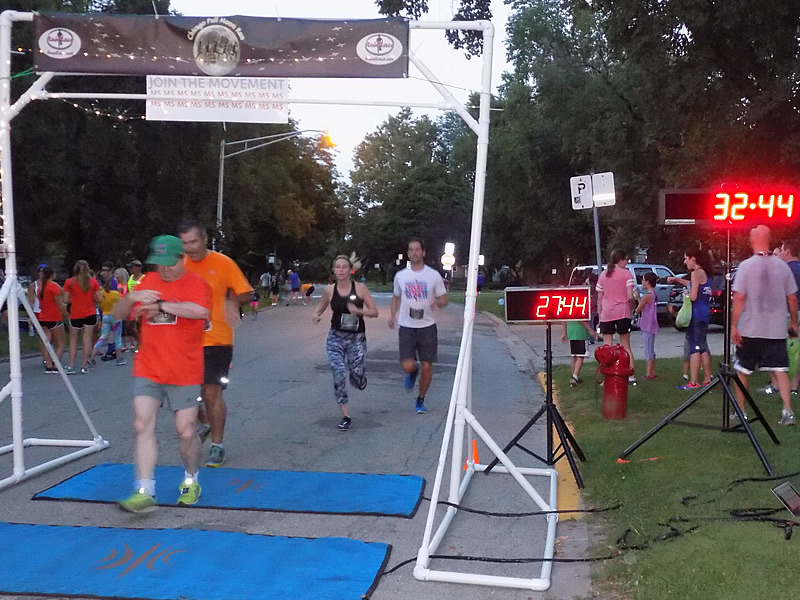 Chicago Full Moon Run Action at the Finish Line