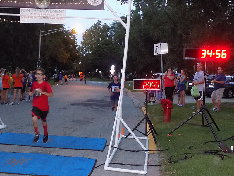 Chicago Full Moon Run Action at the Finish Line