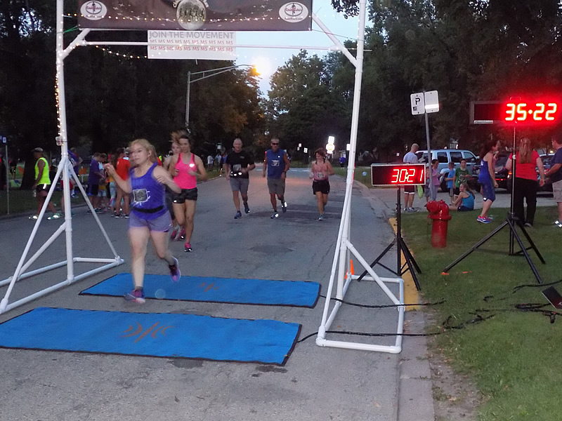 Chicago Full Moon Run Action at the Finish Line