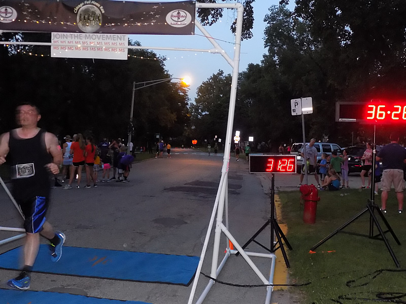 Chicago Full Moon Run Action at the Finish Line