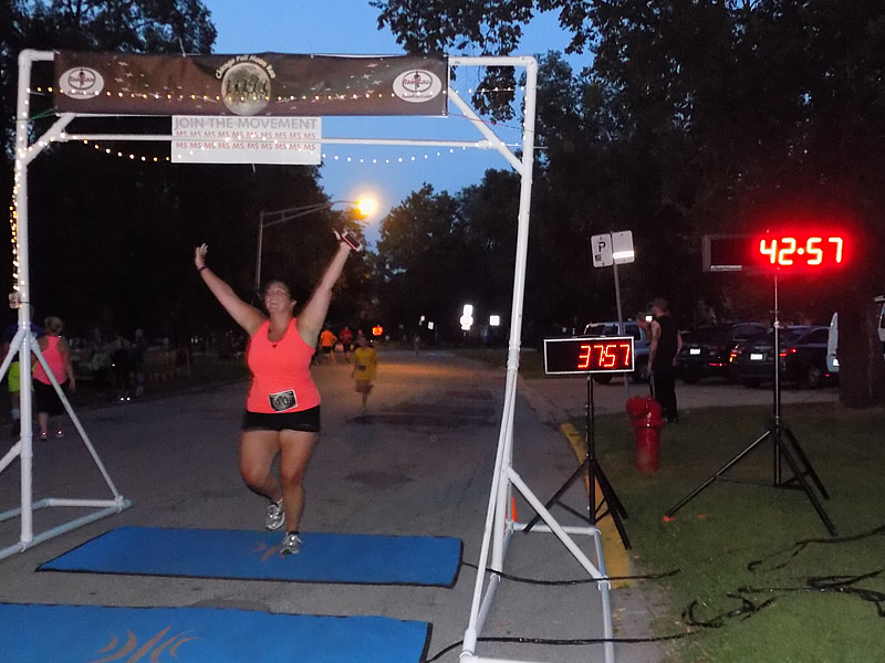 Chicago Full Moon Run Action at the Finish Line