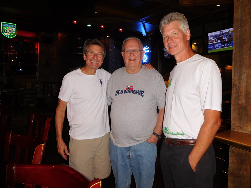 Chicago Full Moon Run Post-rcae Festivities at Mo Dailey's