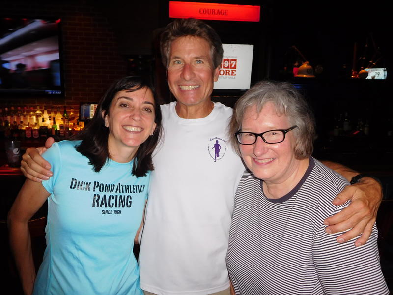Chicago Full Moon Run Post-rcae Festivities at Mo Dailey's