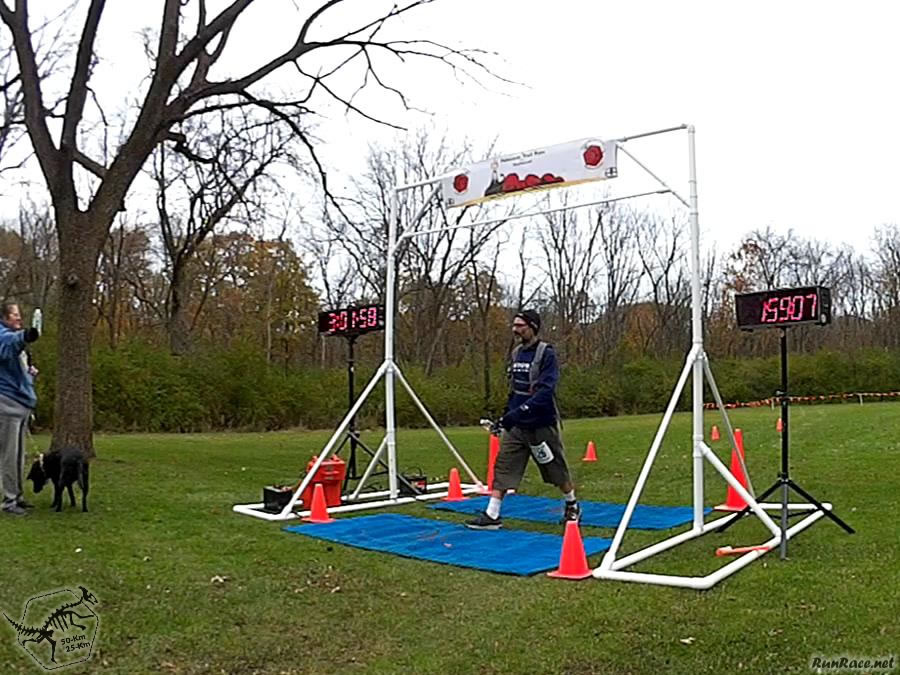 50-Km Runners Complete their First Lap