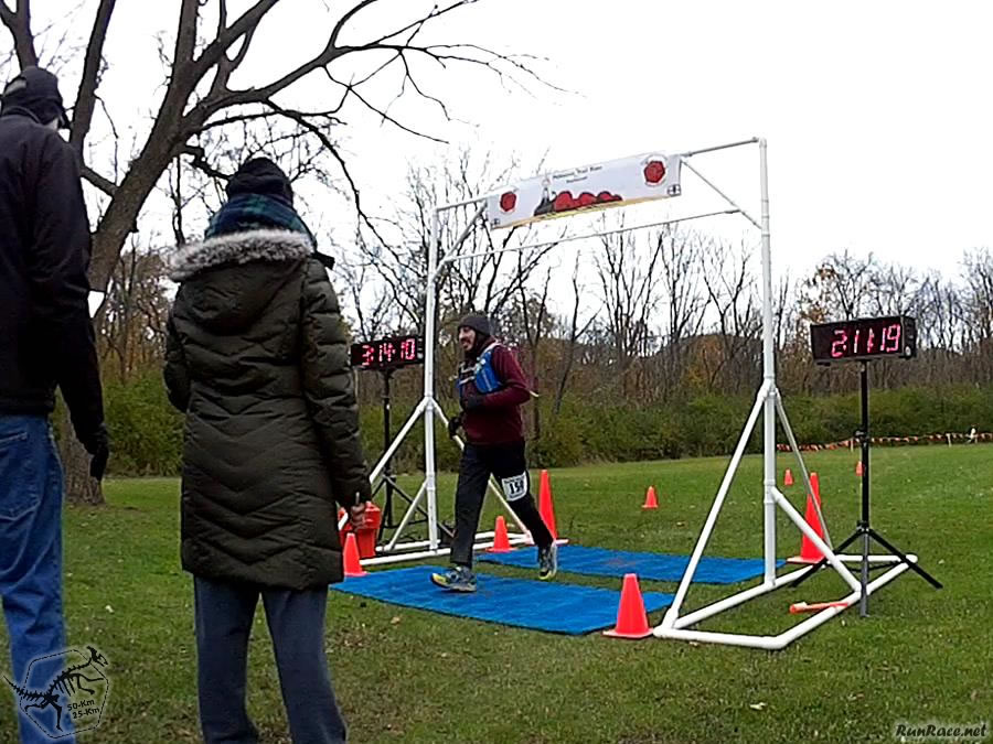 50-Km Runners Complete their First Lap