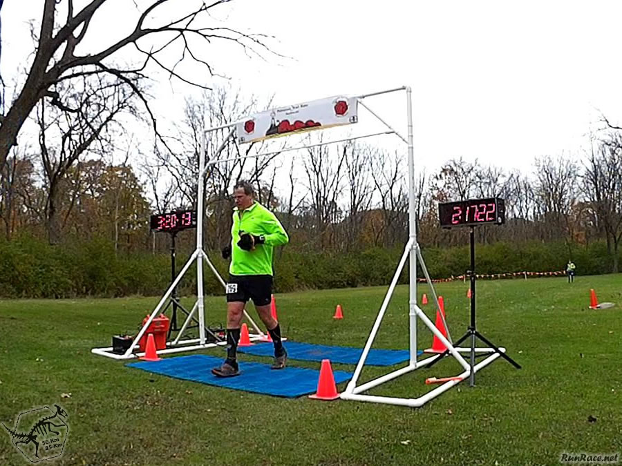 50-Km Runners Complete their First Lap