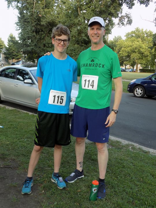 Chicago Full Moon Run Pre-race Bustle