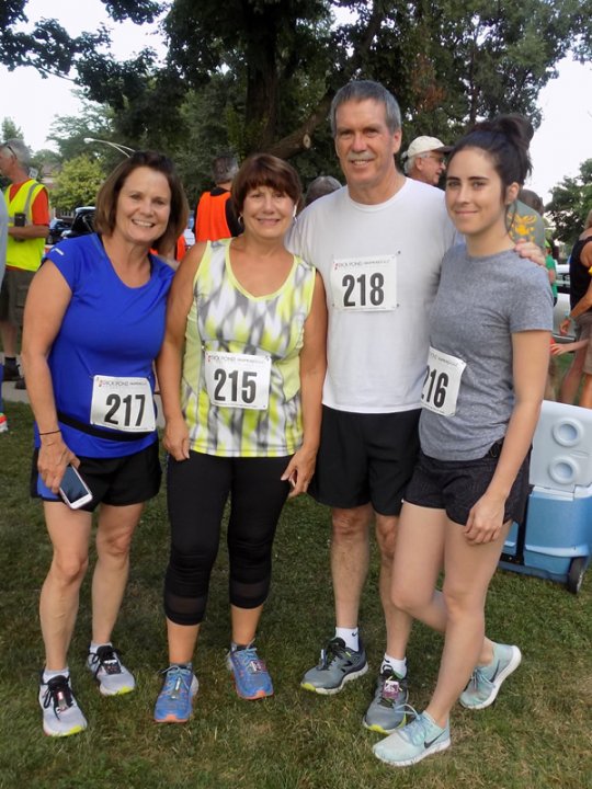 Chicago Full Moon Run Pre-race Bustle