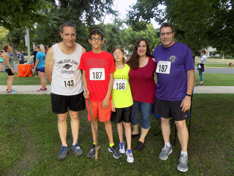 Chicago Full Moon Run Pre-race Bustle