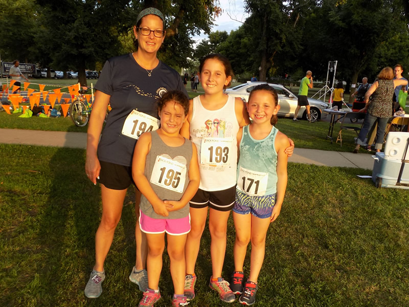 Chicago Full Moon Run Pre-race Bustle