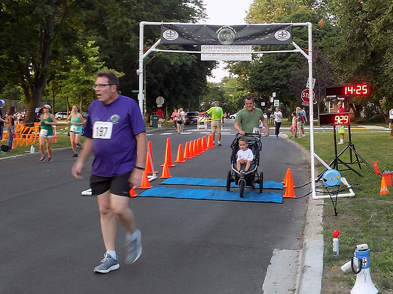 Chicago Full Moon Run Finish Area