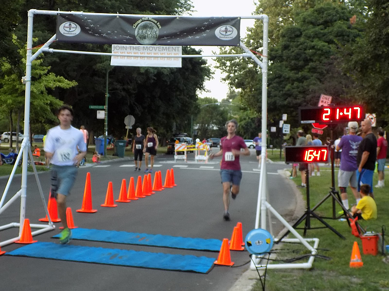 Chicago Full Moon Run Finish Area