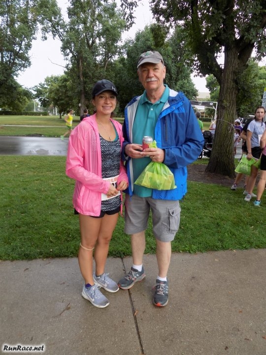 Chicago Full Moon Run Pre-race Bustle