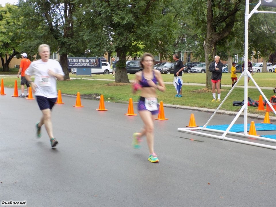 Chicago Full Moon Run : Race Action