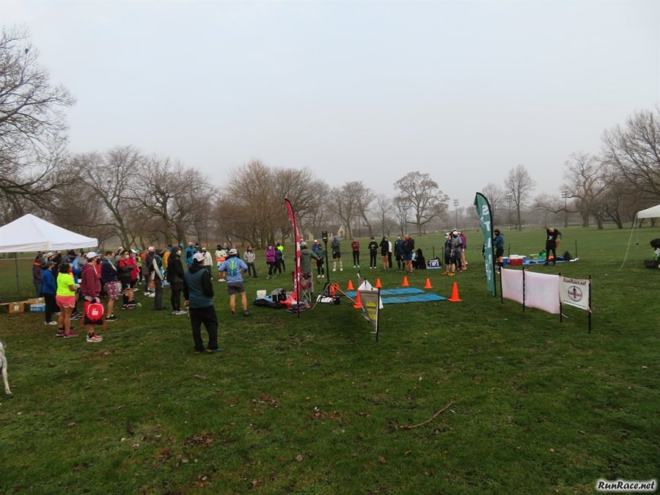 Chicago Lakefront Ultras 50K - by Bill Thom