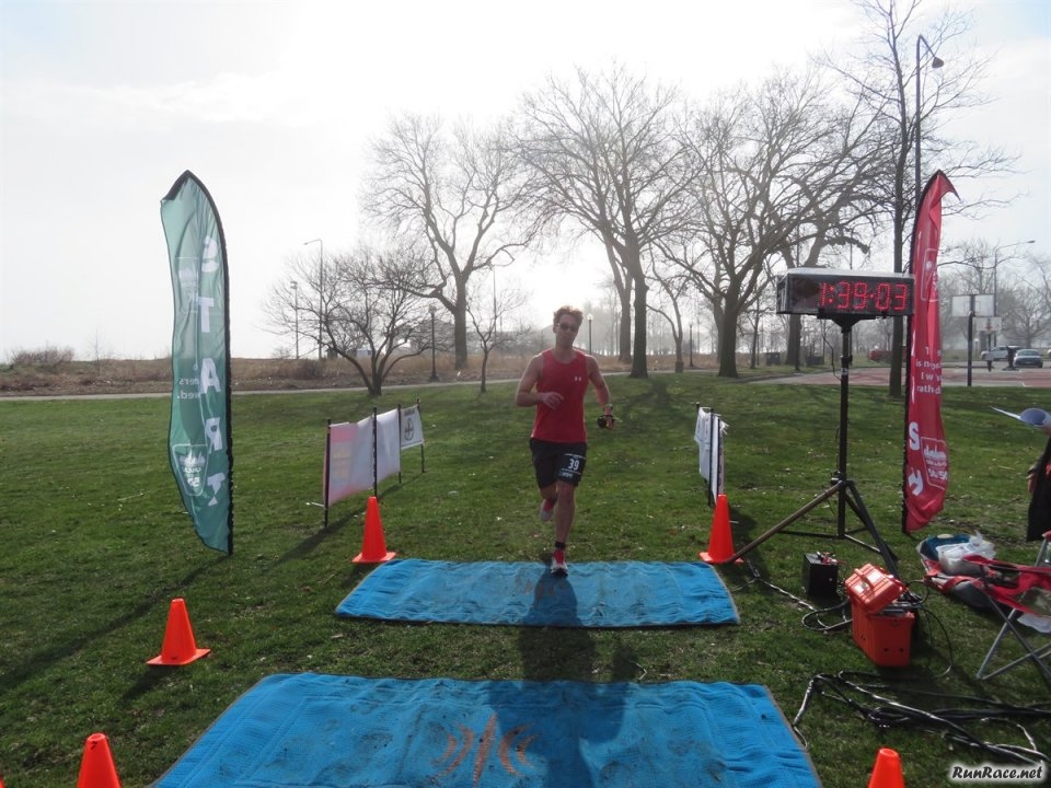Chicago Lakefront Ultras 50K - by Bill Thom