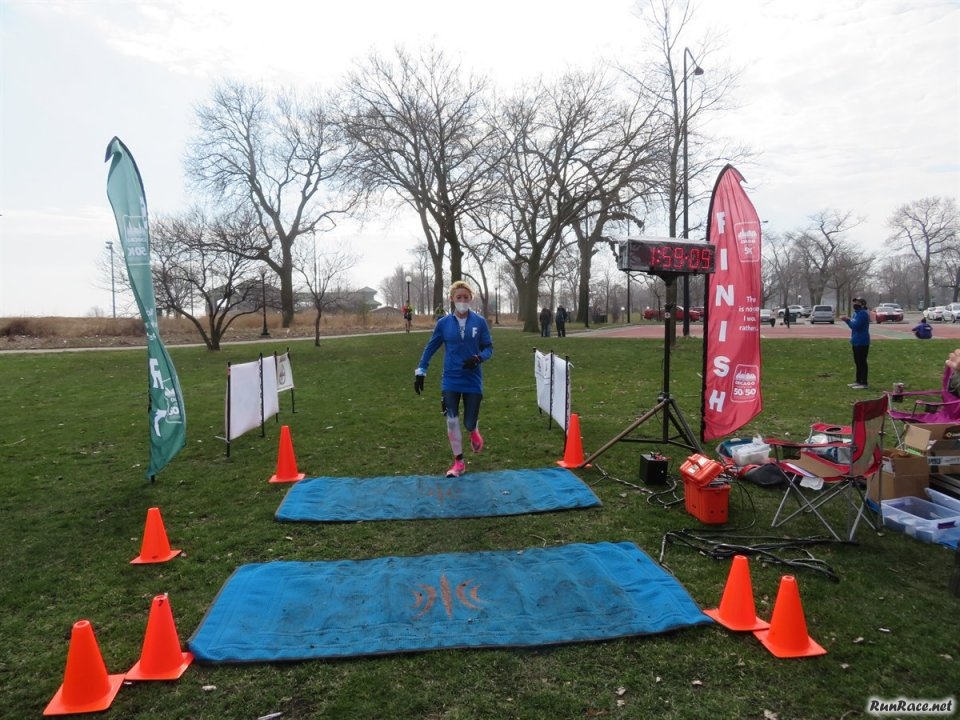 Chicago Lakefront Ultras 50K - by Bill Thom