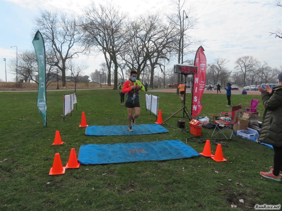 Chicago Lakefront Ultras 50K - by Bill Thom