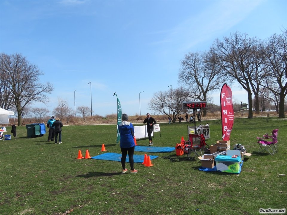Chicago Lakefront Ultras 50K - by Bill Thom