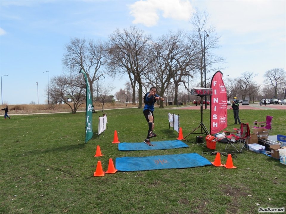 Chicago Lakefront Ultras 50K - by Bill Thom