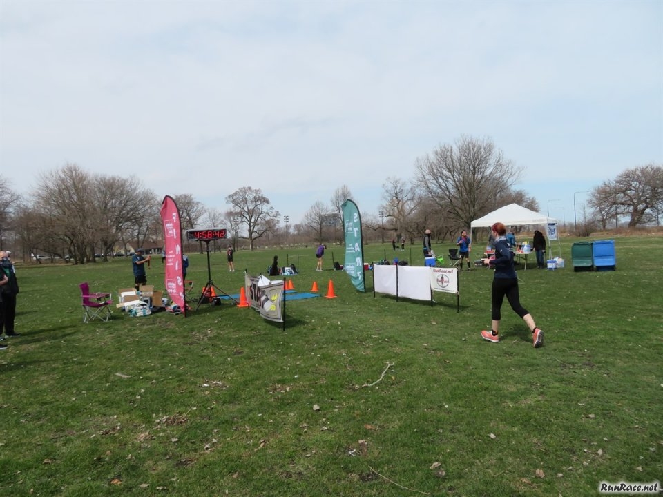 Chicago Lakefront Ultras 50K - by Bill Thom