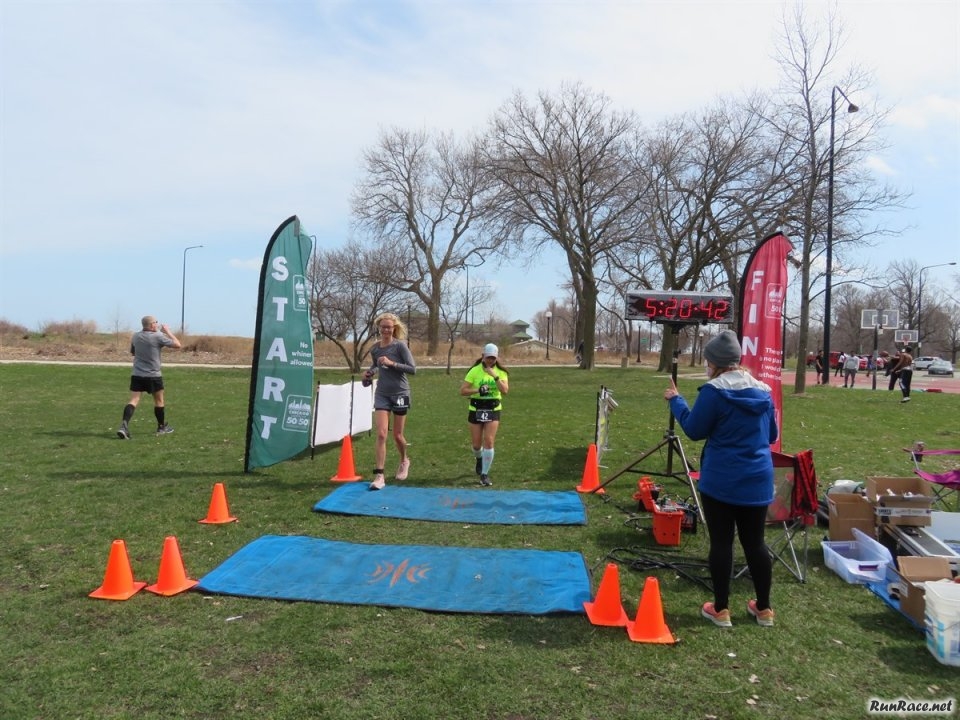 Chicago Lakefront Ultras 50K - by Bill Thom