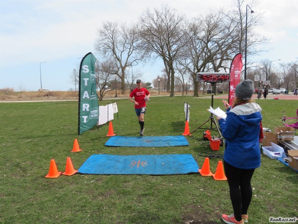 Chicago Lakefront Ultras 50K - by Bill Thom