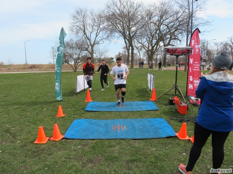 Chicago Lakefront Ultras 50K - by Bill Thom
