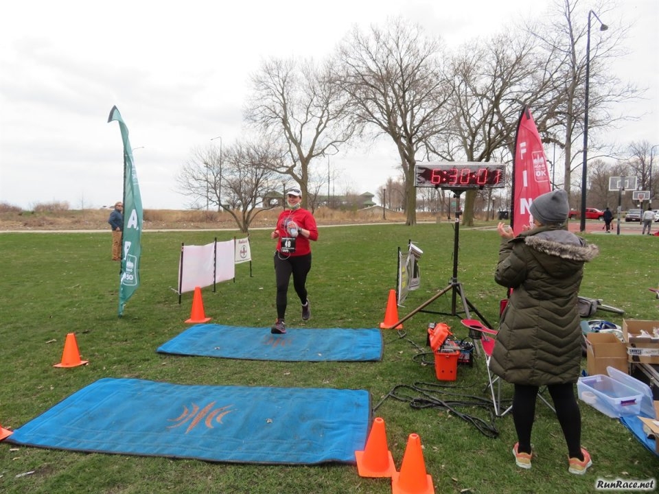 Chicago Lakefront Ultras 50K - by Bill Thom