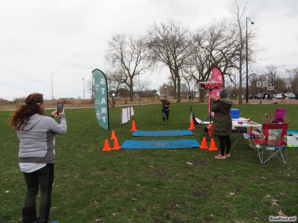 Chicago Lakefront Ultras 50K - by Bill Thom